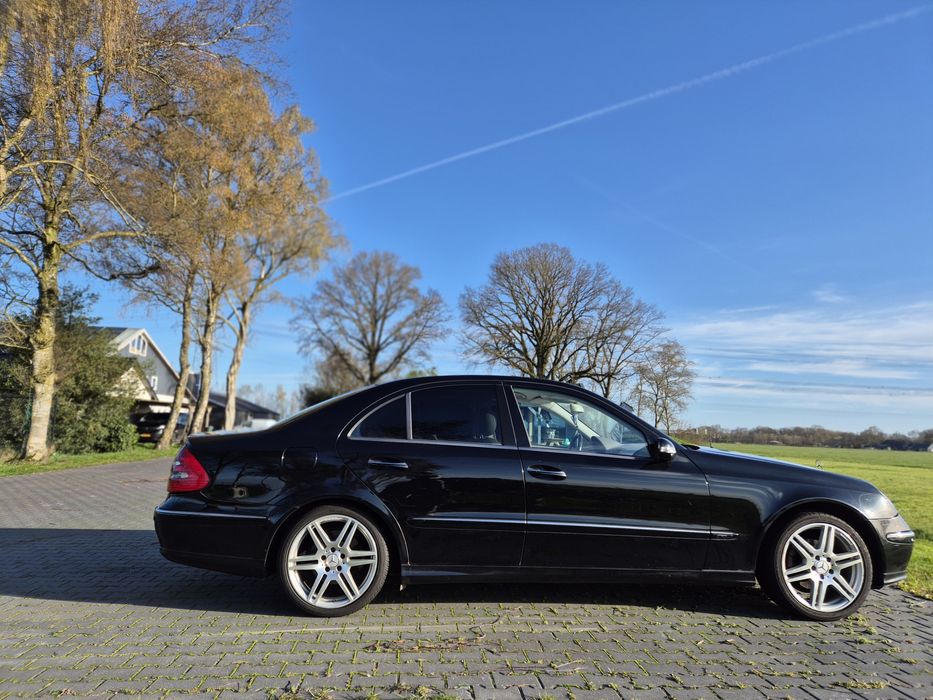 MERCEDES-BENZ E-Class 2005 — imagine 5