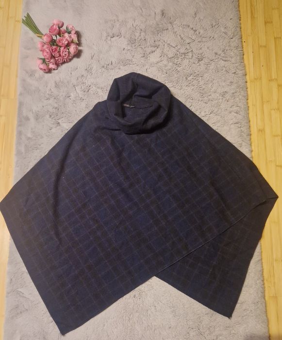 Poncho- Capa 55% lâna, firma Miss Miss by Valentina