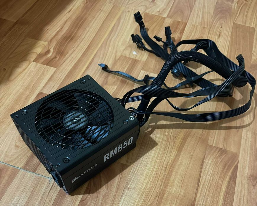 Модулно захранване 850w Corsair