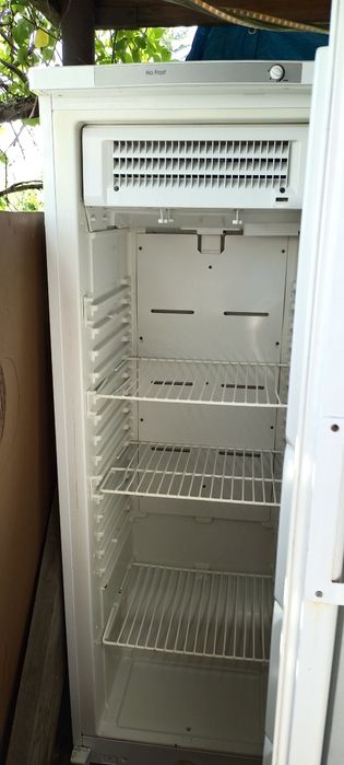 Продам морозильную камеру