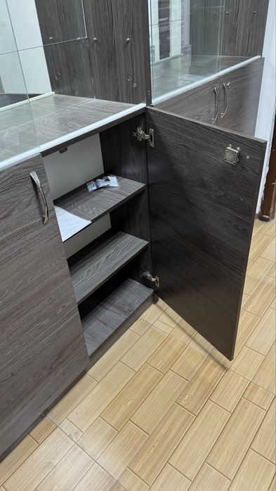 Шкаф, торговое оборудование