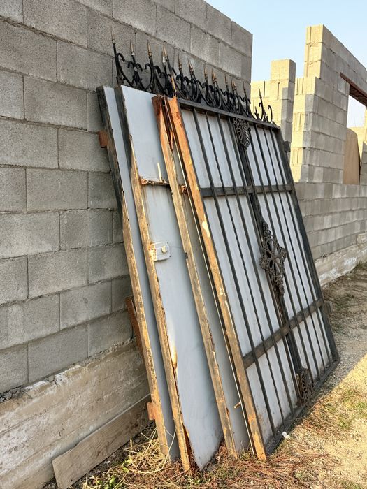 ворота для дома.