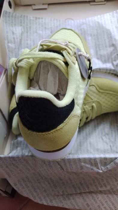 Дамски маратонки естествена кожа