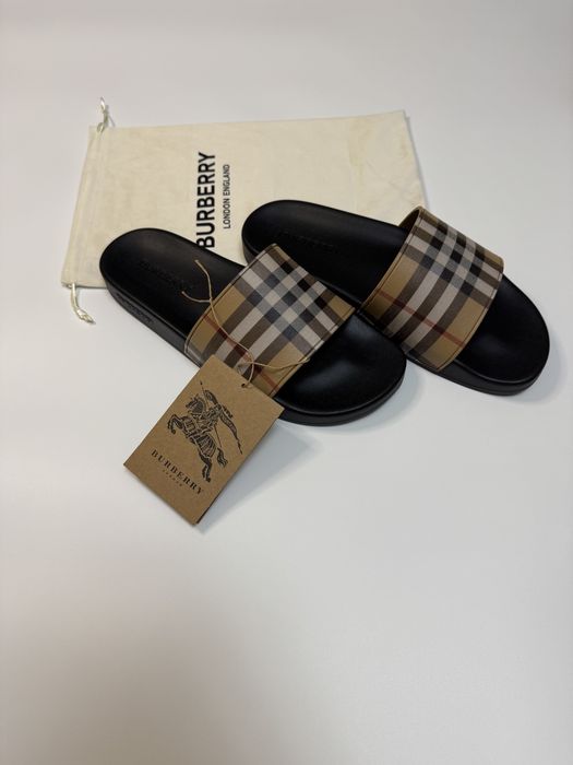 Burberry Тапочки
