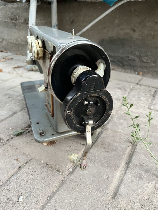 Швейная машинка