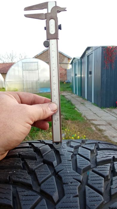 Зимни гуми NOKIAN WR D4 225/55/16 - 2бр.