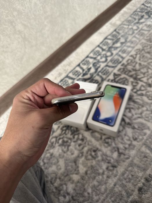 iPhone X 64GB IDEAL korobka document