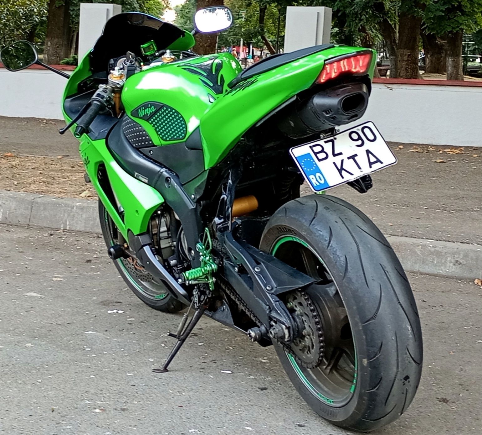 kawasaki zx636 ' Auto, moto si ambarcatiuni ' OLX.ro