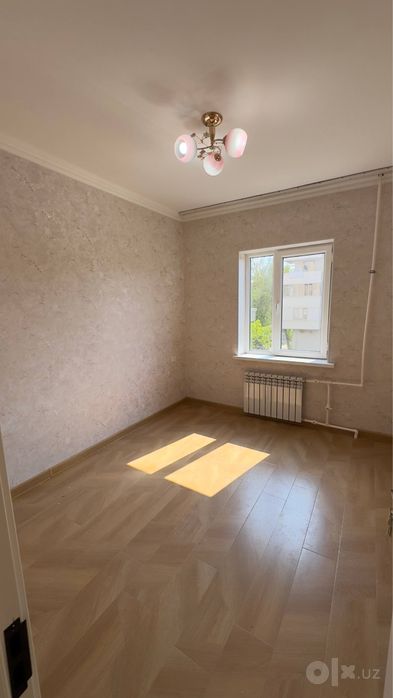 Беруний 4/4/9 Евроремонт Общ: 100 м² Ор: Беруний, Хувайдо Ресторан