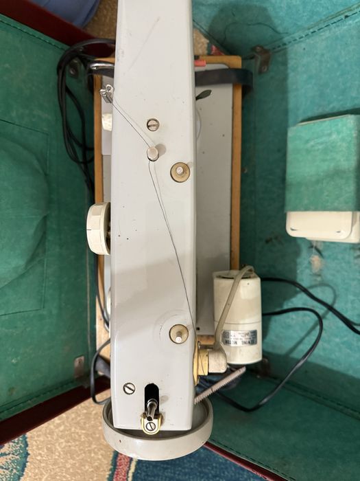 Швений машинка подолкс