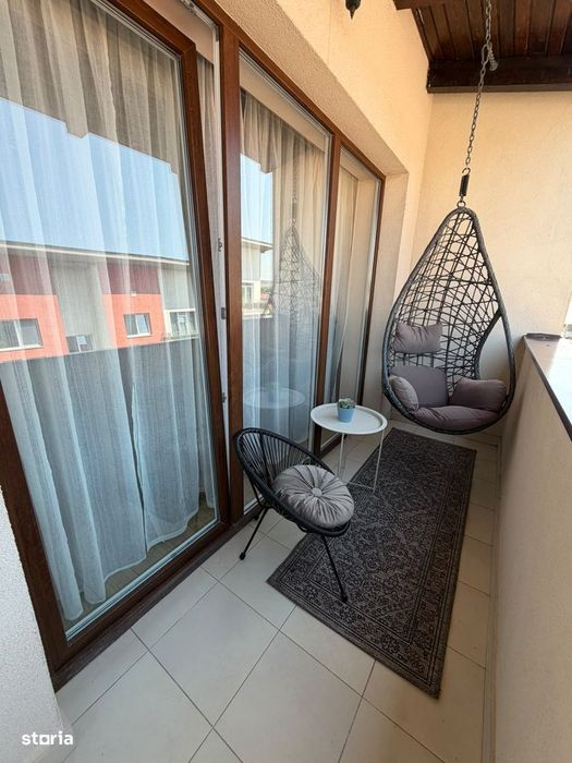 Apartament decomandat, finisat modern, zona Eroilor