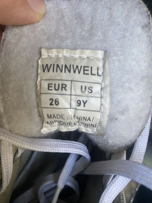 Продам коньки 26разм