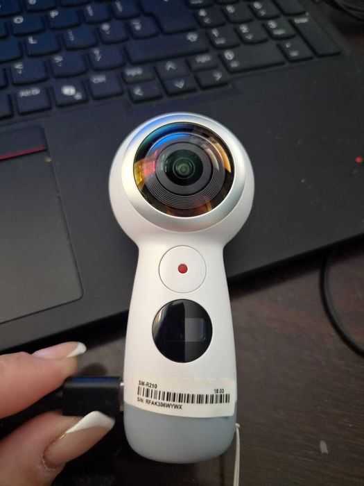 Cameră Video 360° Samsung Gear 360 (2017) SM-R210 - Full Box / 4K