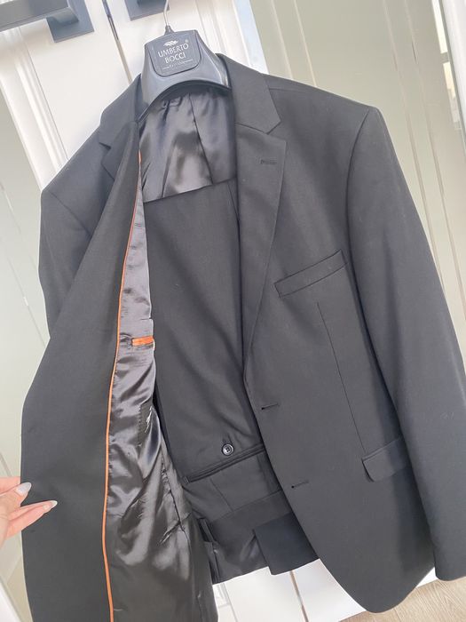 Продам мужской костюм