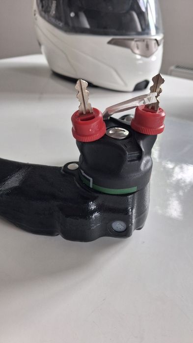Cirlig auto detasabil cu chei