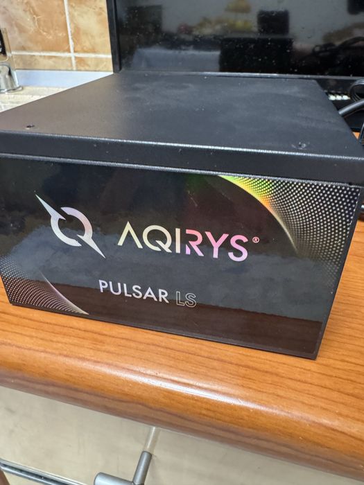 Sursa Aqirys Pulsar LS 650w 80+