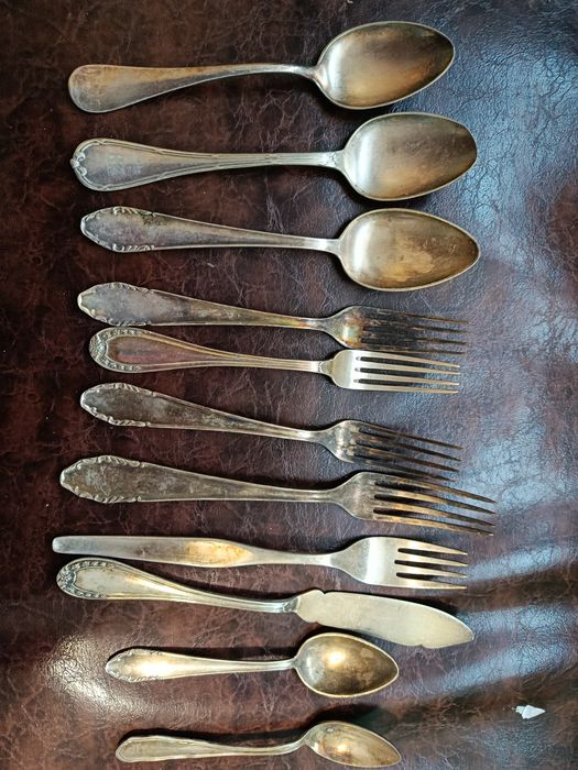 Tacâmuri din argint masiv