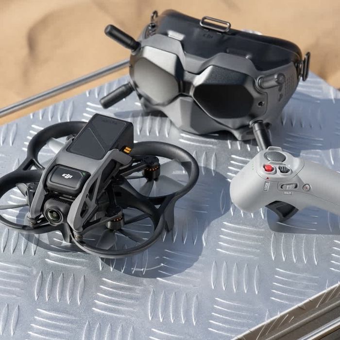 Dji avata, goggles v2,fpv controller, motion controller, 4 battery