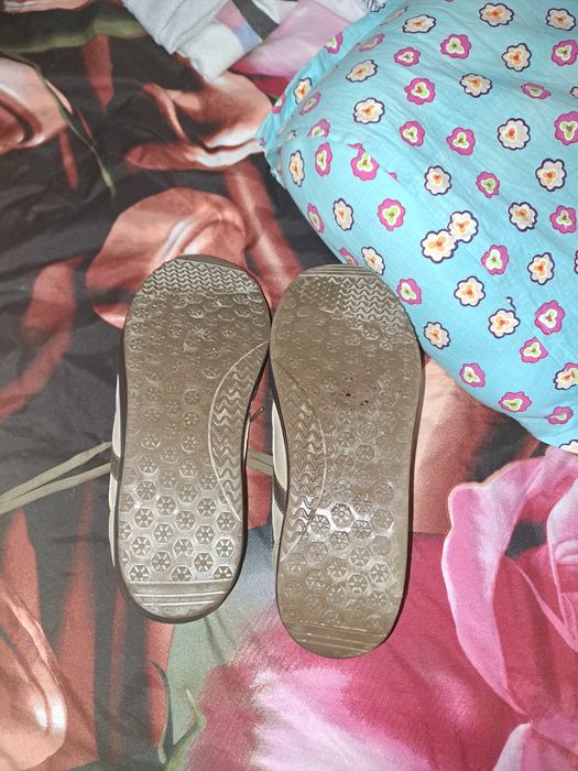 Спортни обувки, нямат забележки,#37