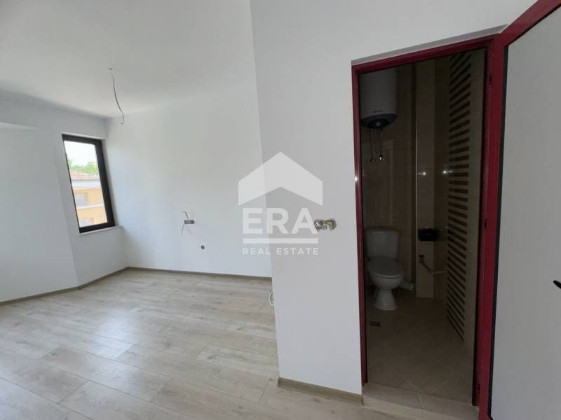 Офис в Топ Център