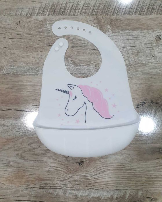 Силиконовые нагруднички