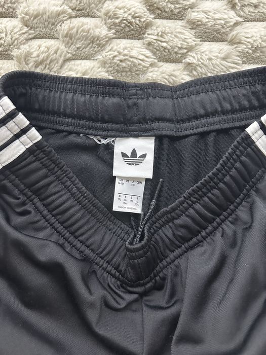 Екип adidas