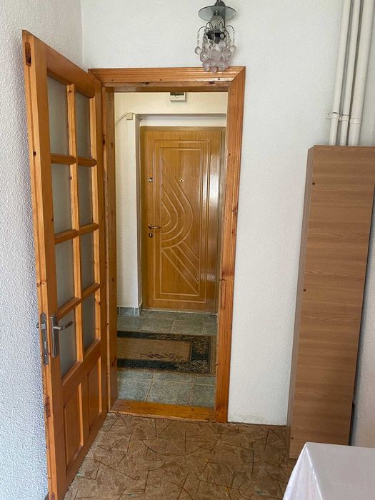 Vand garsoniera, zona Zamca, suprafata utila 30 mp