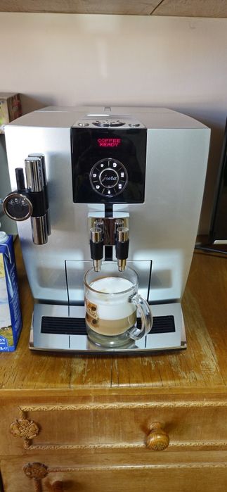 Espressor cafea  automat Jura Impressa J 9.2