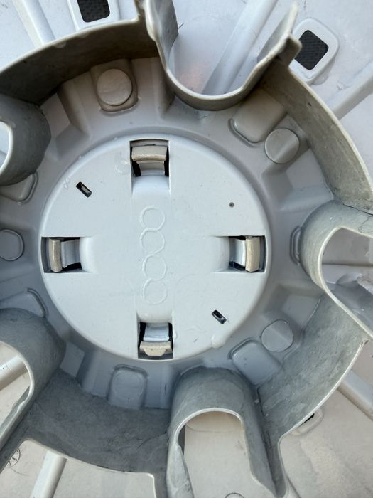 Оригинални тасове от Ауди 16 цола