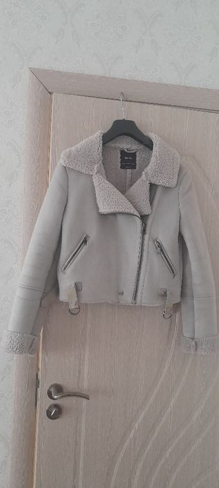 Bershka.        .
