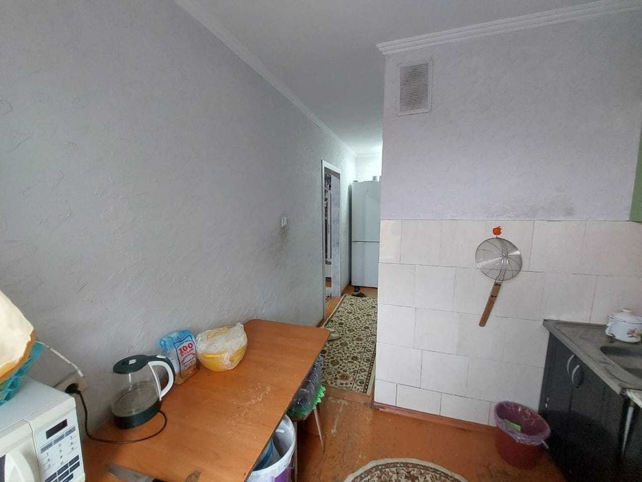 а Продам 2 комнатную Момышулы