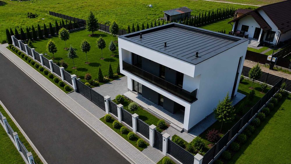 Case Premium în Miroslava – 132 mp Utili, Teren Generos de 750 mp și Confort pentru un Stil de Viață Modern