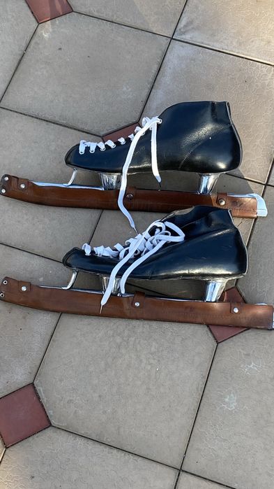 Коньки для катания