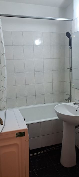 Proprietar închiriez apartament cu o cameră