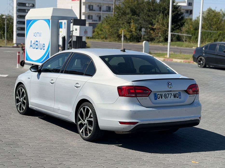 VOLKSWAGEN Jetta 2014 — imagine 4
