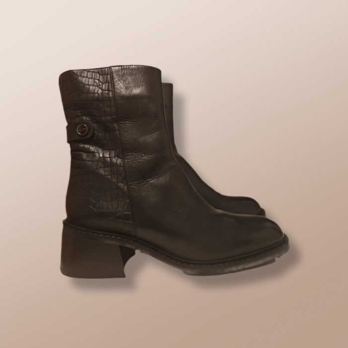 Сапоги кожаные черного цвета