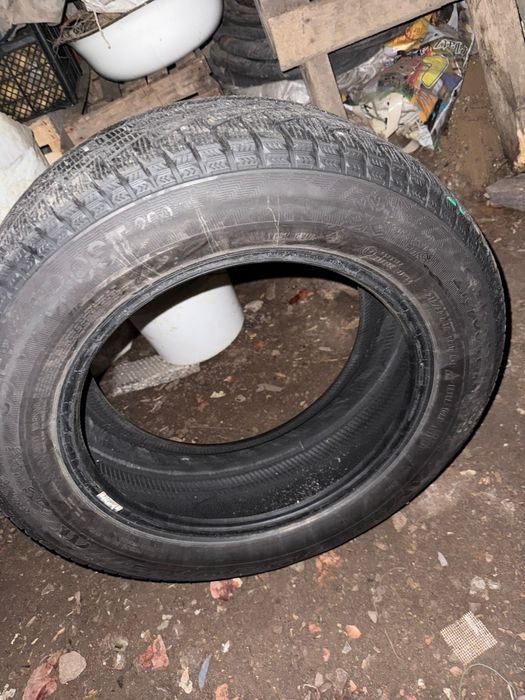 Зимняя резина 215/60 R16