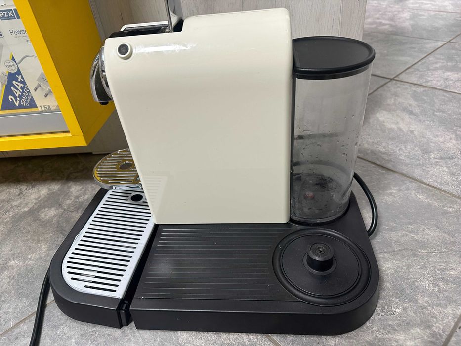 Капсулна кафемашина Nespresso