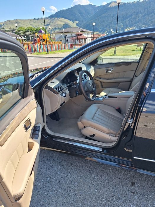 Mercedes E250d 2012