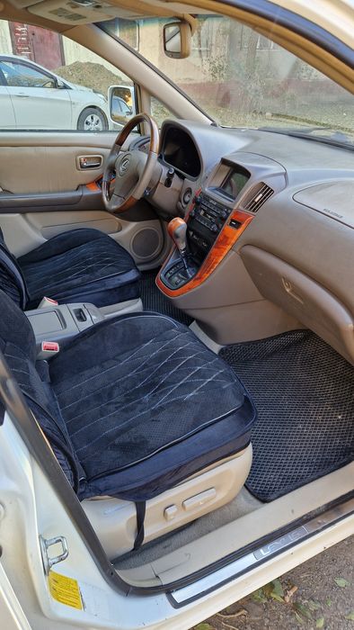 Продам живой LEXUS RX 300