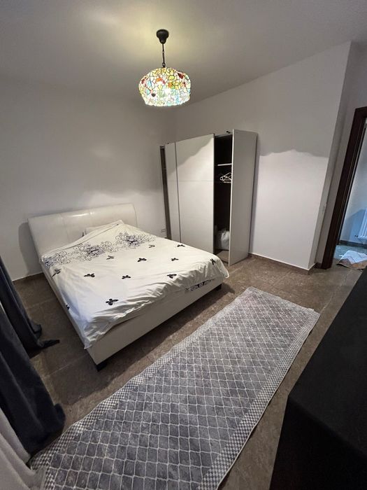 Apartament de inchiriat