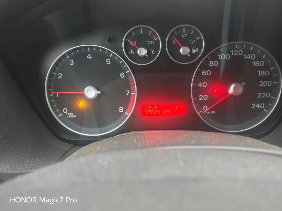 Ford Focus 2007, 1.6 benzina, 101 cai