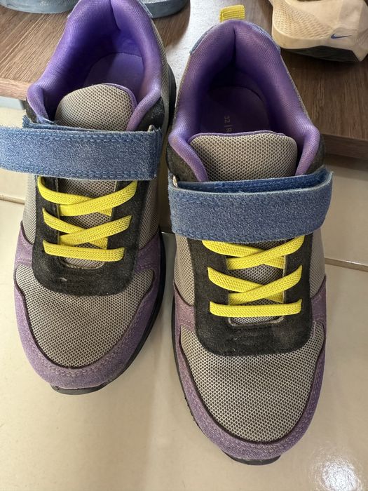 Спортни обувки Reverse