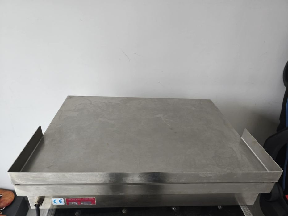 Професионален уред