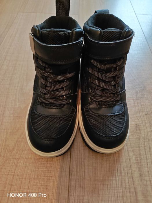 De vânzare încălțăminte imblanita pentru băieți mărimea 29 impermeabil