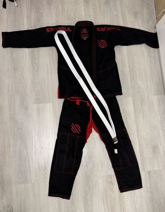 Продам кимоно (ги) для БЖЖ Sanabul