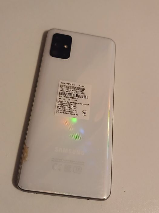 Samsung a51 (4/64) в отличном состоянии