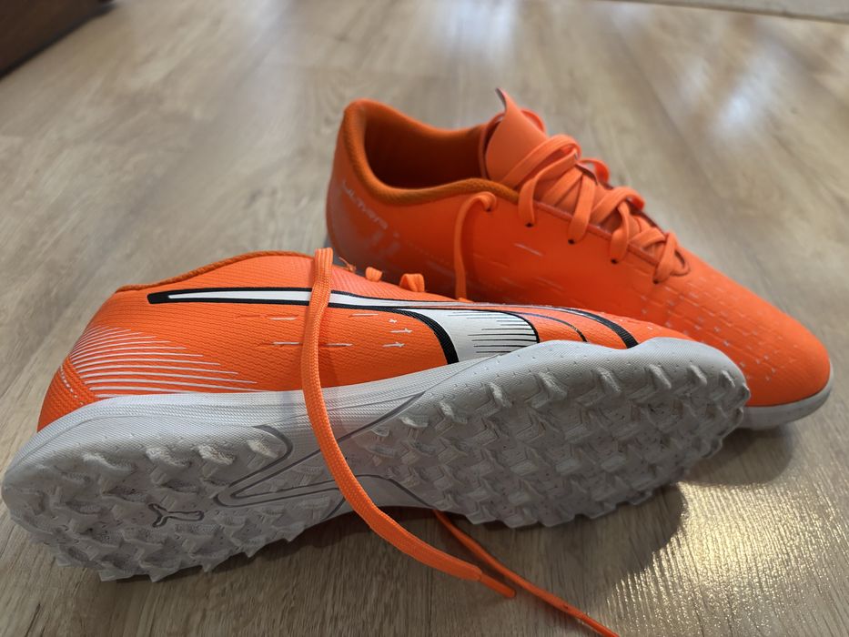 Футболни обувки Puma-37, Umbro-36