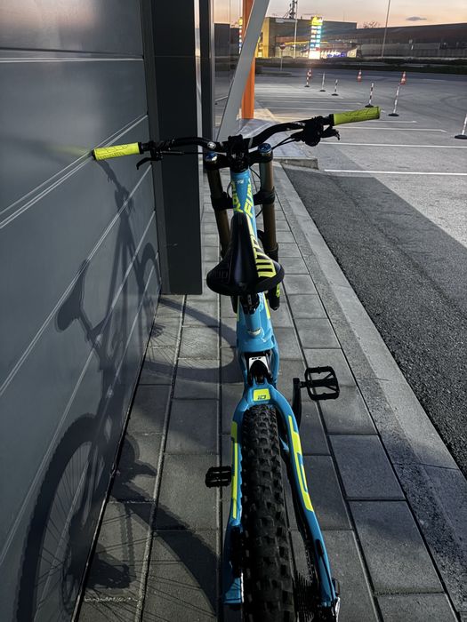 Продавам GT Fury Pro 27.5 (L)