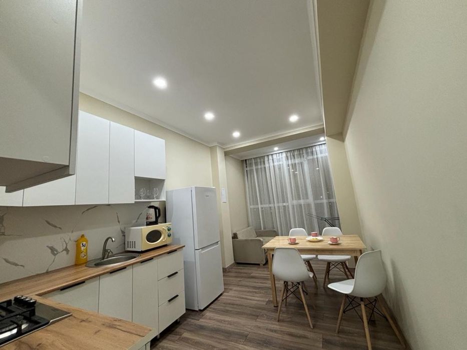 Вип 1 ком кв в ЖК ABROY